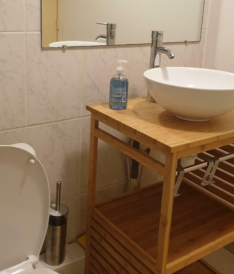 T2 Agreable Sur Sainte Marie Apartment Bagian luar foto