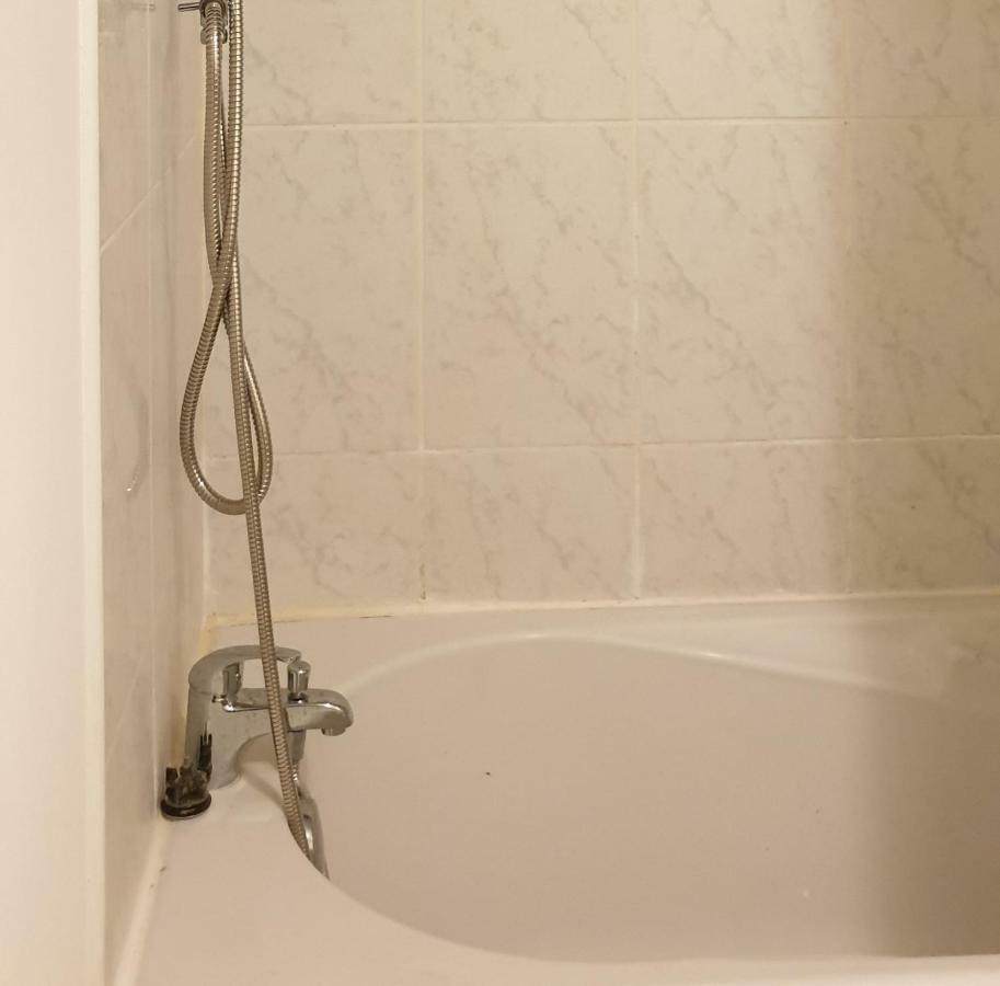T2 Agreable Sur Sainte Marie Apartment Bagian luar foto