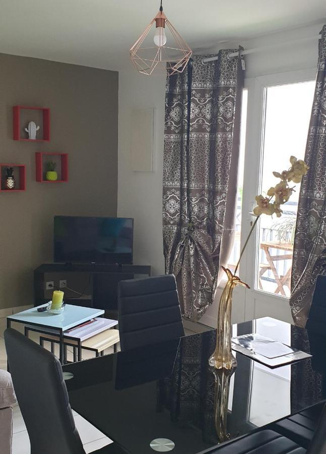 T2 Agreable Sur Sainte Marie Apartment Bagian luar foto